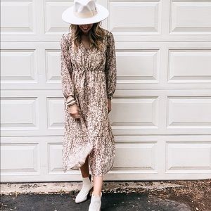 Pink Lily Midi dress in small